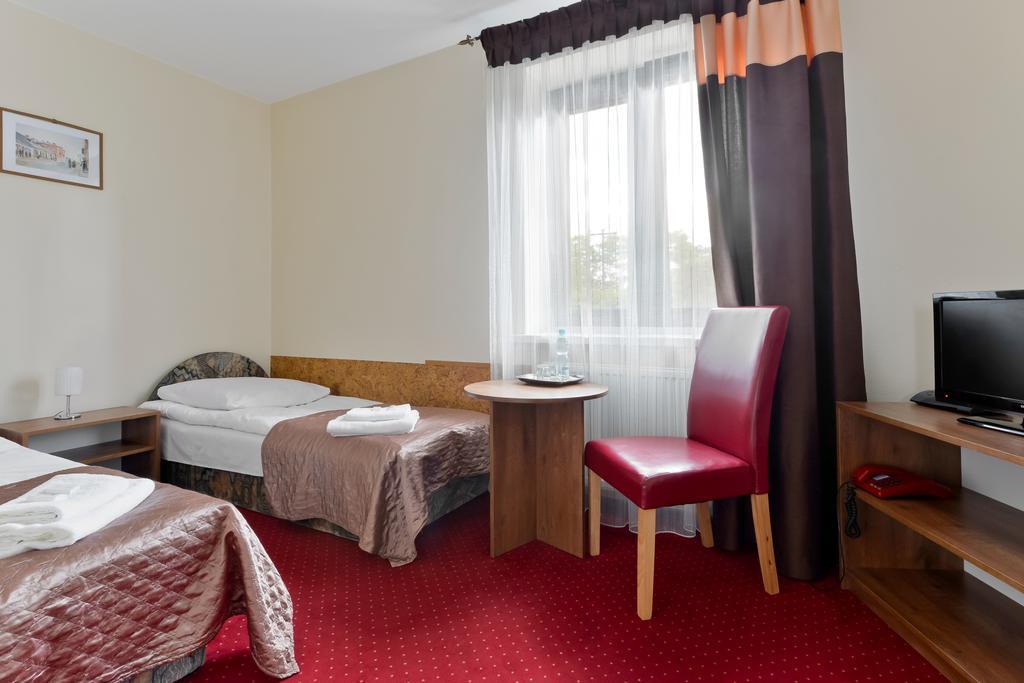 Hotel Harmonia à Biała Podlaska Extérieur photo